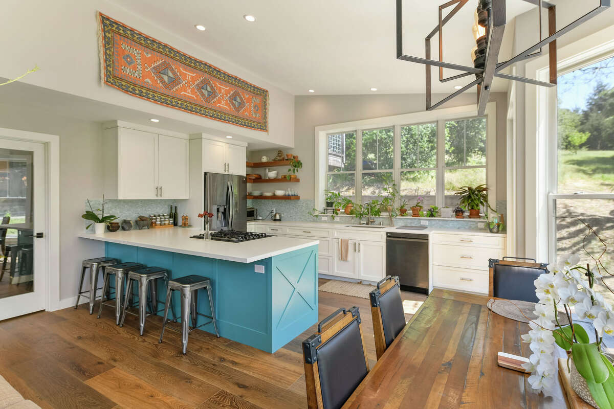 Bidding on Sebastopol home shows frenzied state of the real estate market