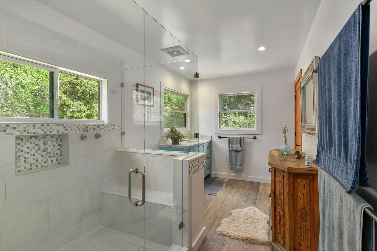 Bidding on Sebastopol home shows frenzied state of the real estate market