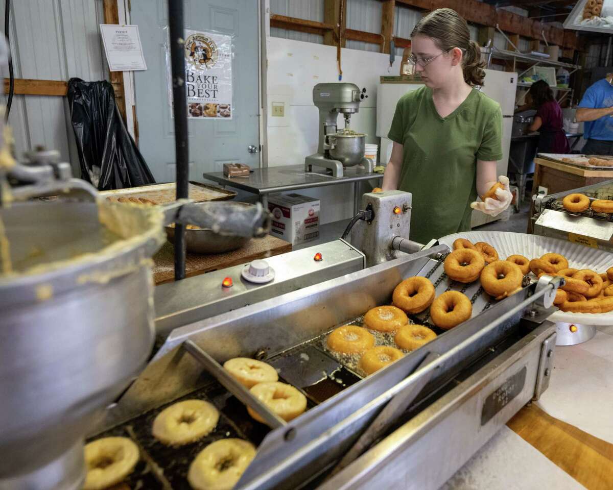 Apple Cider, Donuts & More  Bowman Orchards, Clifton Park