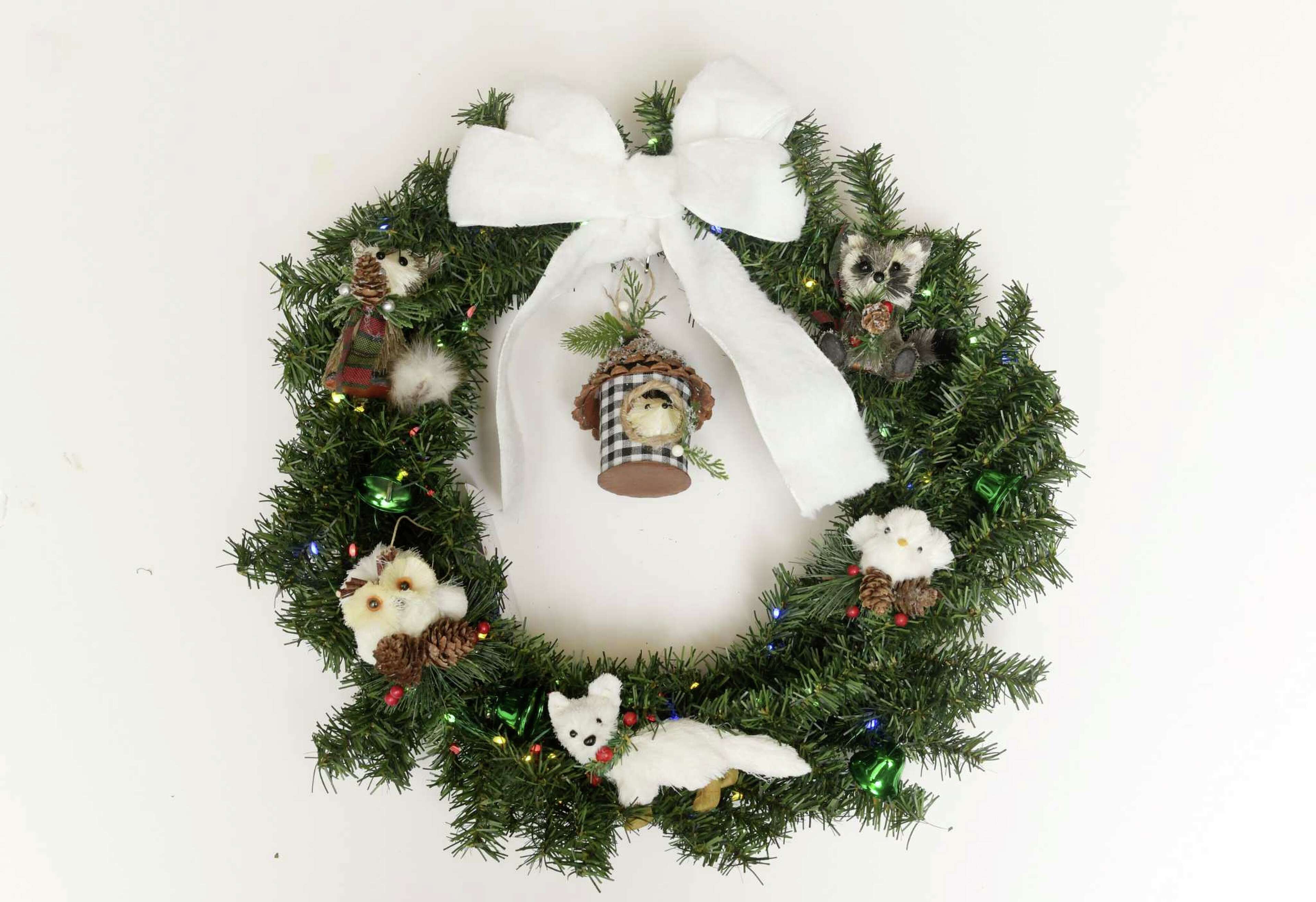 Christmas Wreath Contest 