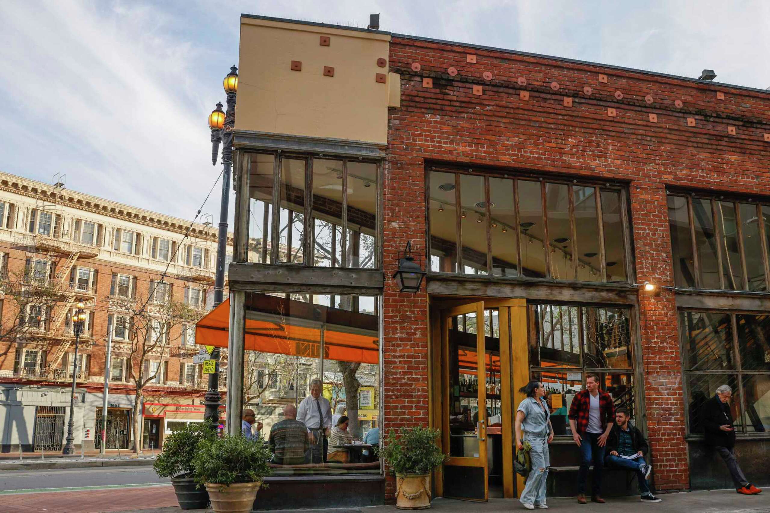 How classic S.F. restaurant Zuni Cafe built its timeless vibe