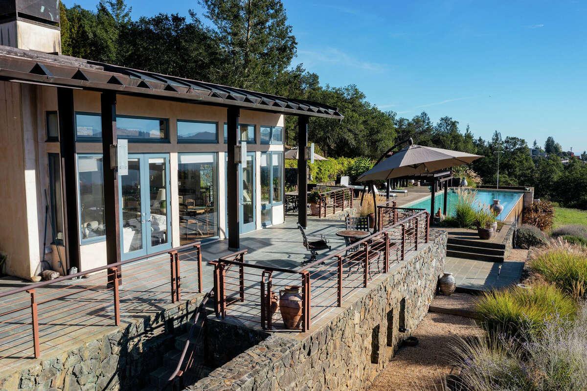 The home on this Wine Country estate is a luxury poolhouse Guess the