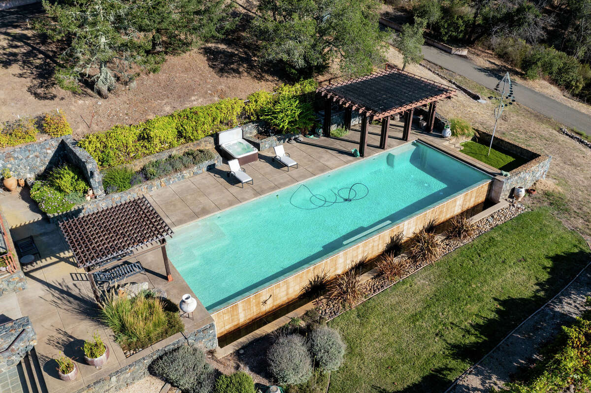 The home on this Wine Country estate is a luxury poolhouse Guess the