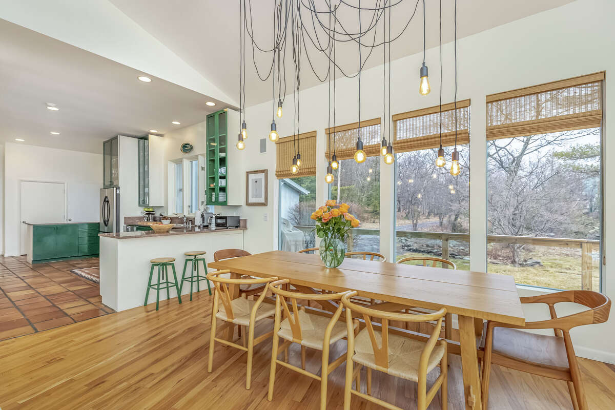 Guess the price on this exclusive Woodstock estate