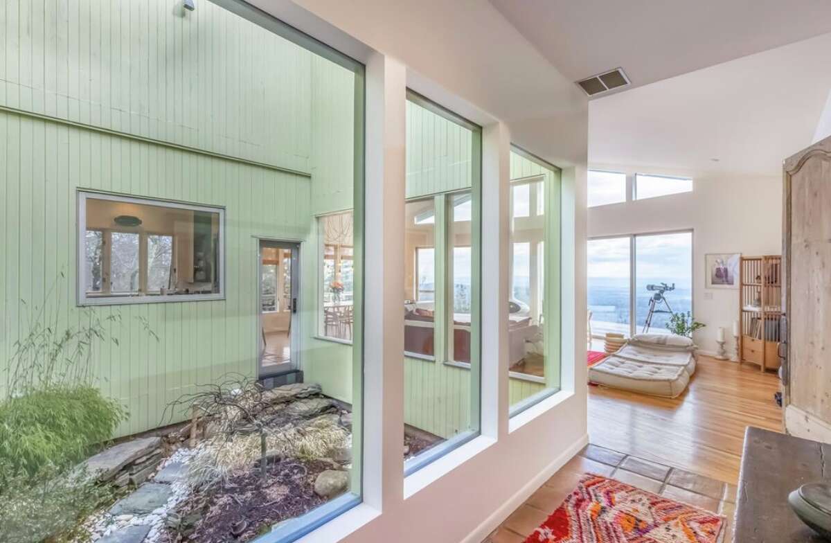 Guess the price on this exclusive Woodstock estate