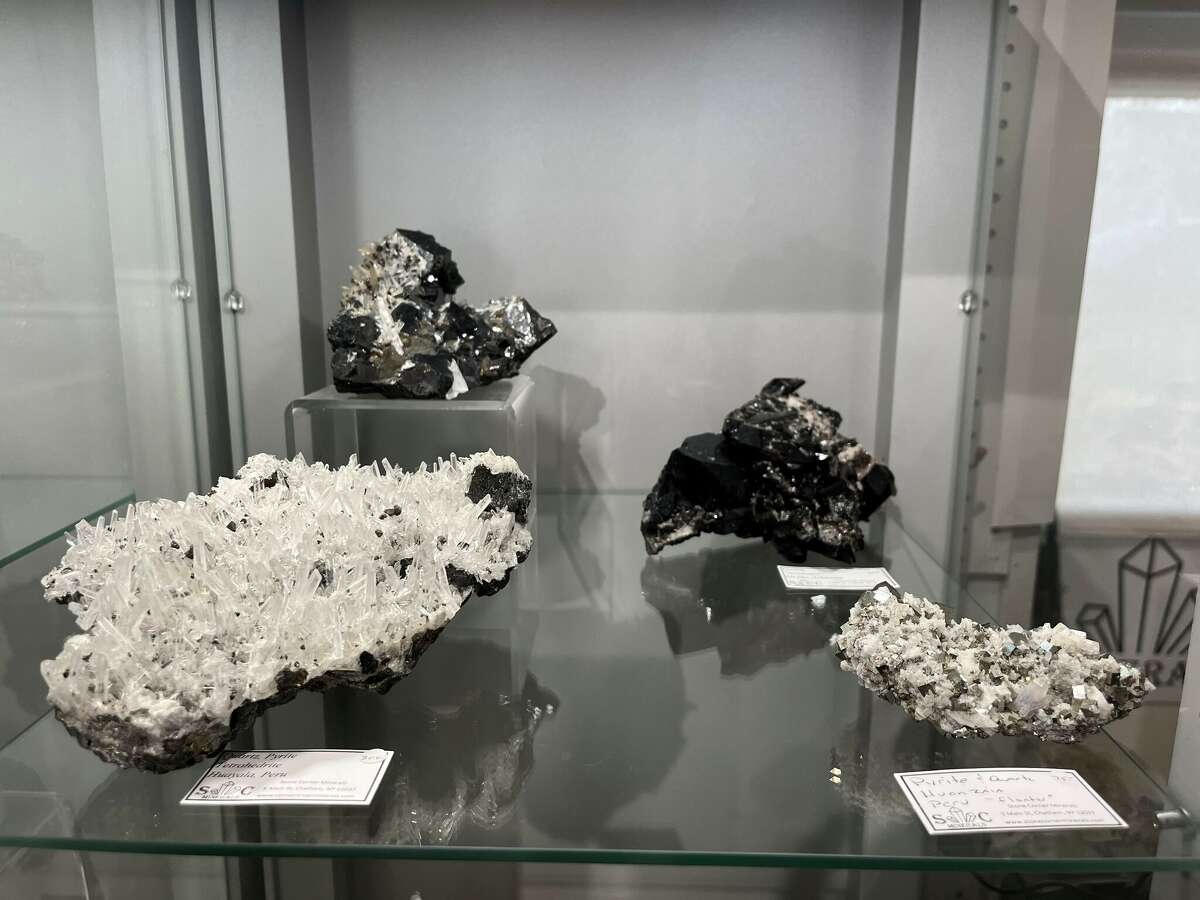 Reputed Crystal Shops 5 best crystal shops in the Hudson Valley