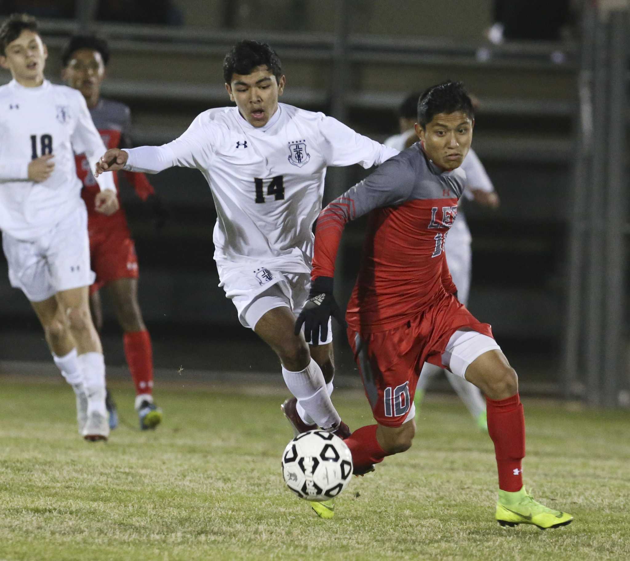 Boys Soccer Lee Earns Second No 1 National Ranking San Antonio
