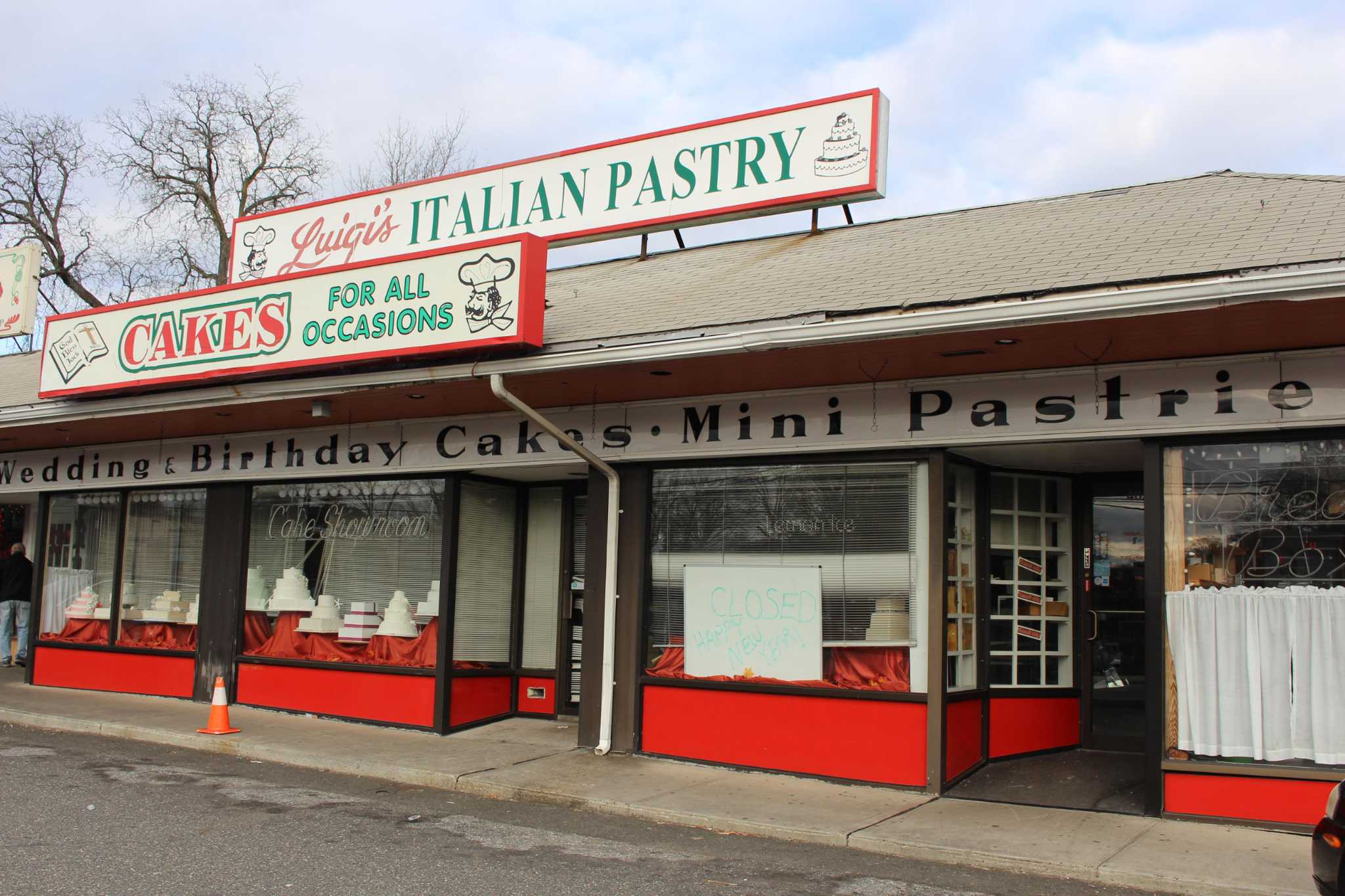 Historic Bridgeport bakery appears shuttered