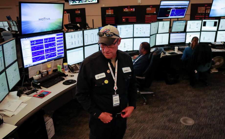 Jeff Funkhouser, who oversees production at Motiva’s refinery in Port Arthur, gives a tour Tuesday, Nov. 20, 2018, of a control room. Photo: Jon Shapley / © 2018 Houston Chronicle