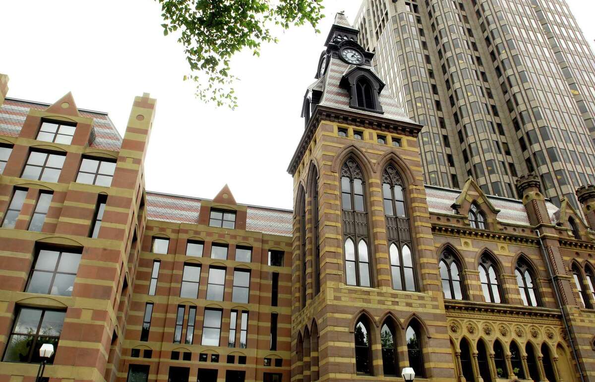 Homeless woman found hiding in City Hall after hours, New Haven