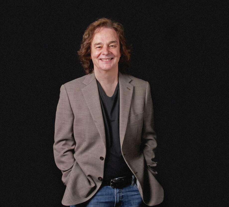 Colin Blunstone, of The Zombies, plays Daryl’s House in Pawling, N.Y