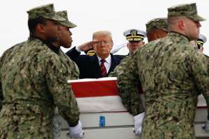 Trump salutes remains of 4 Americans killed in Syria attack - Photo