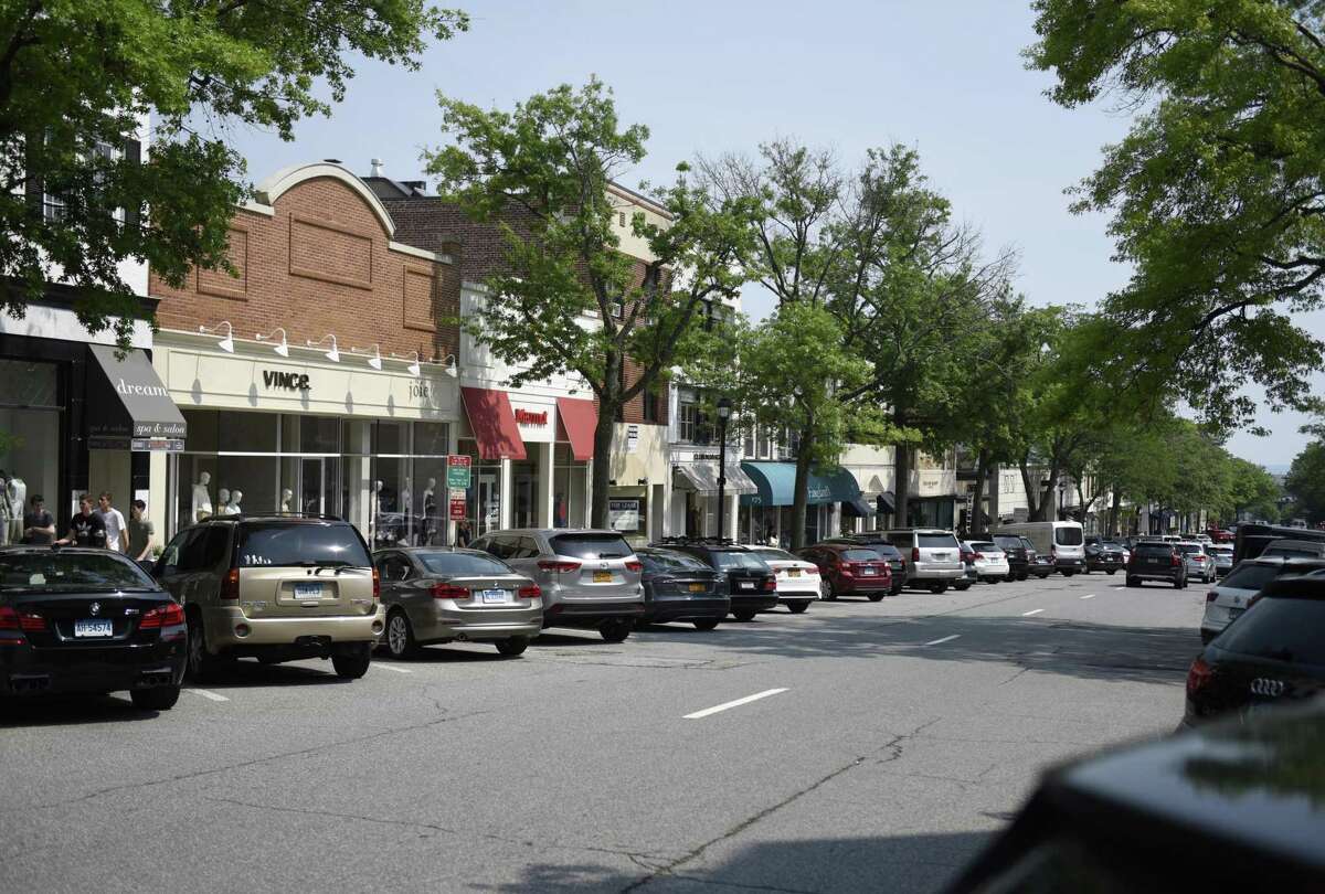 Businesses line Greenwich Avenue in downtown Greenwich. The avenue, with its abundance of luxury stores and proximity to the highway, is a destination for thieves.