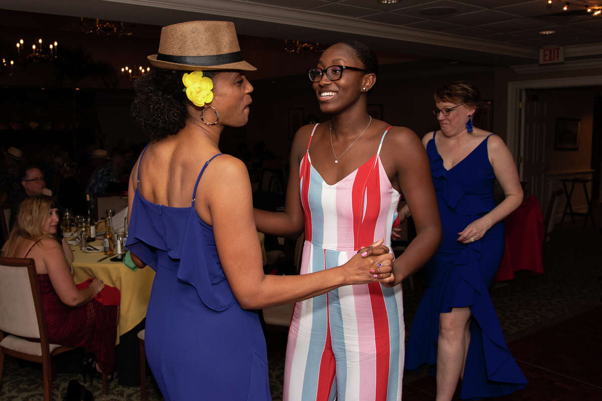 Valley United way held its fifth annual community gala at Race Brook Country Club in Orange on January 19, 2019. The theme was Havana Night. Guests donned Cuban fashions and enjoyed live music, dancers and hand-rolled cigars. Valley United Way is a philanthropic organization serving Ansonia, Derby, Oxford, Seymour and Shelton. Were you SEEN?