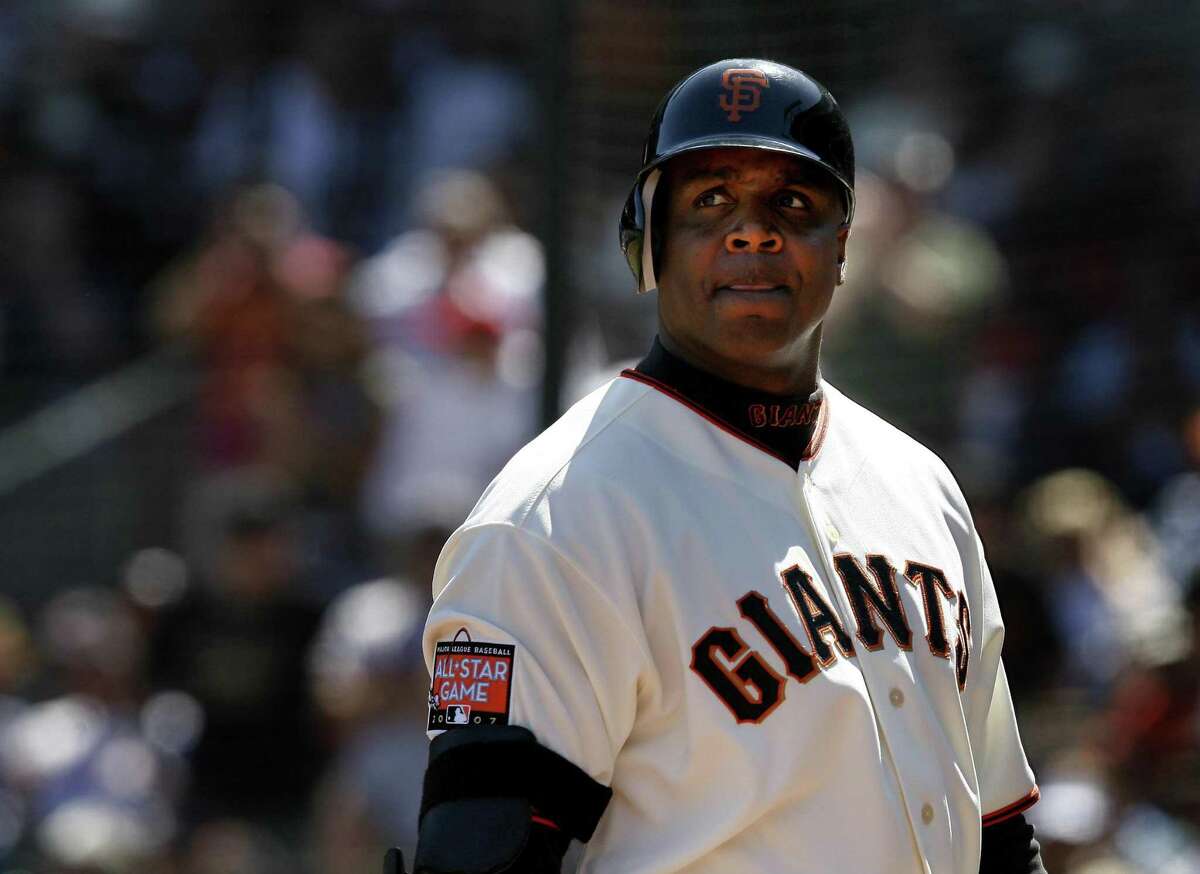 Barry Bonds looks back after popping up in foul territory in the 8th inning. Giants vs. Washington Nationals in final game of a four game series at AT&T Park.