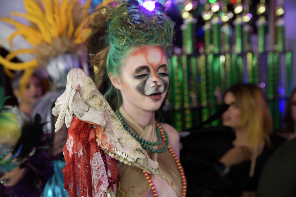 Glitz, glam and hairspray take over San Antonio's favorite hair show