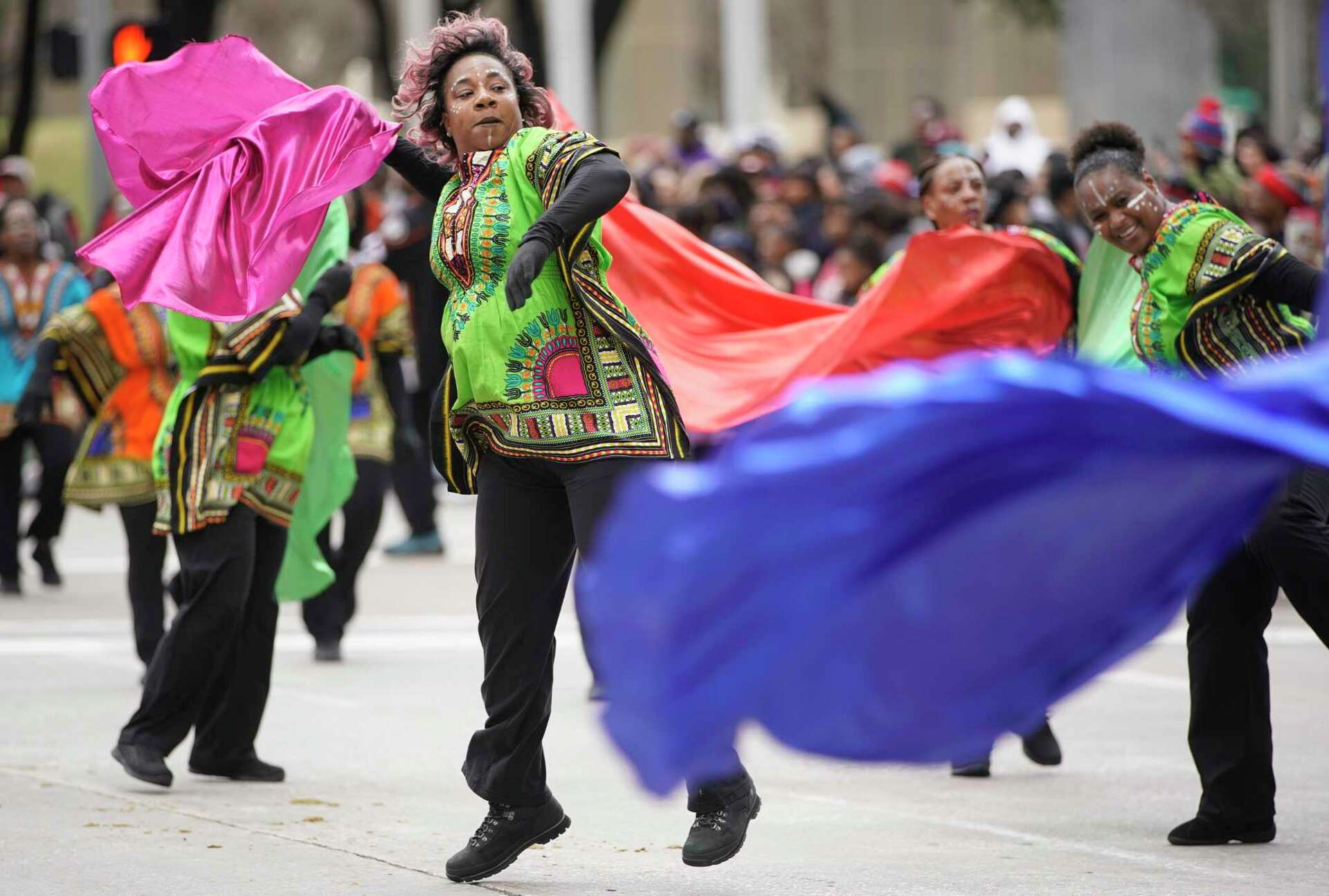 Martin Luther King Jr. Day parades brings thousands to Houston’s ...