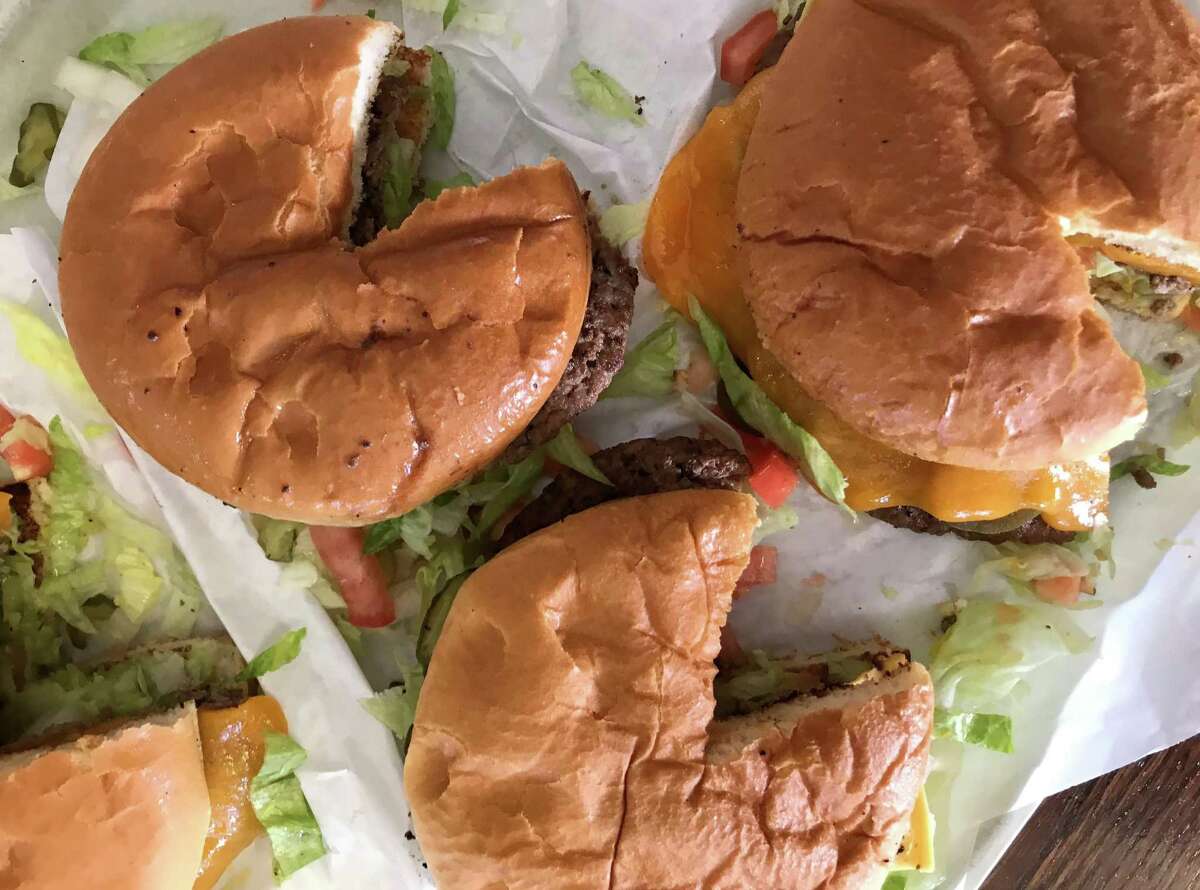 Review Diana's Burgers brings the Chris Madrid's spirit to San Antonio