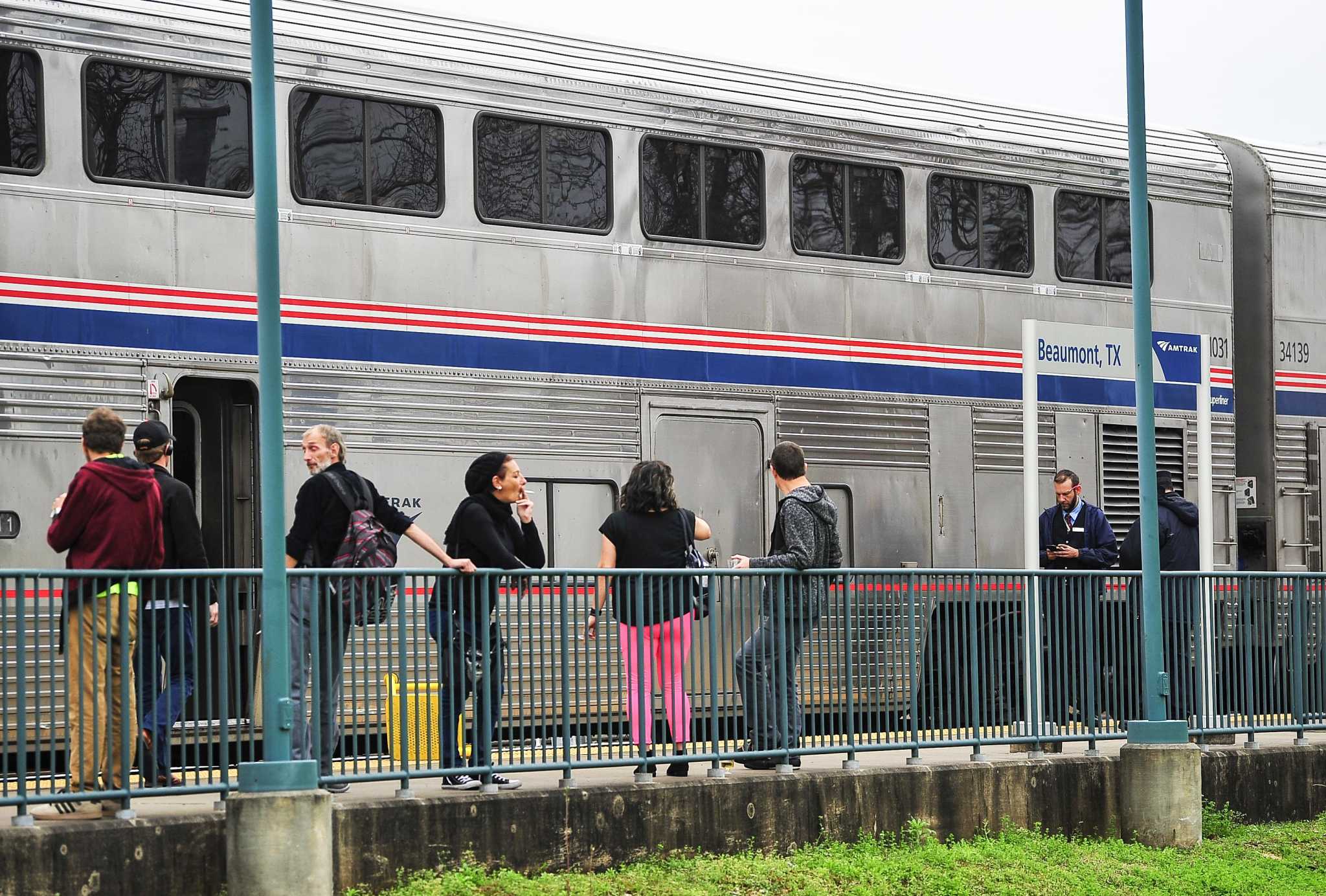 Expanded passenger train service sought