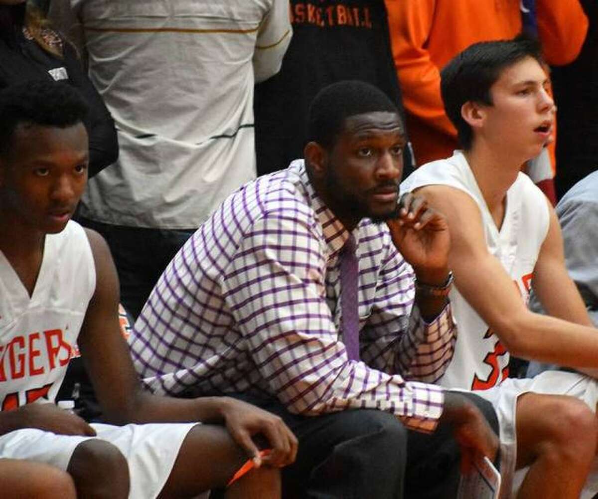 BASKETBALL Covington to resume playing career in Spain