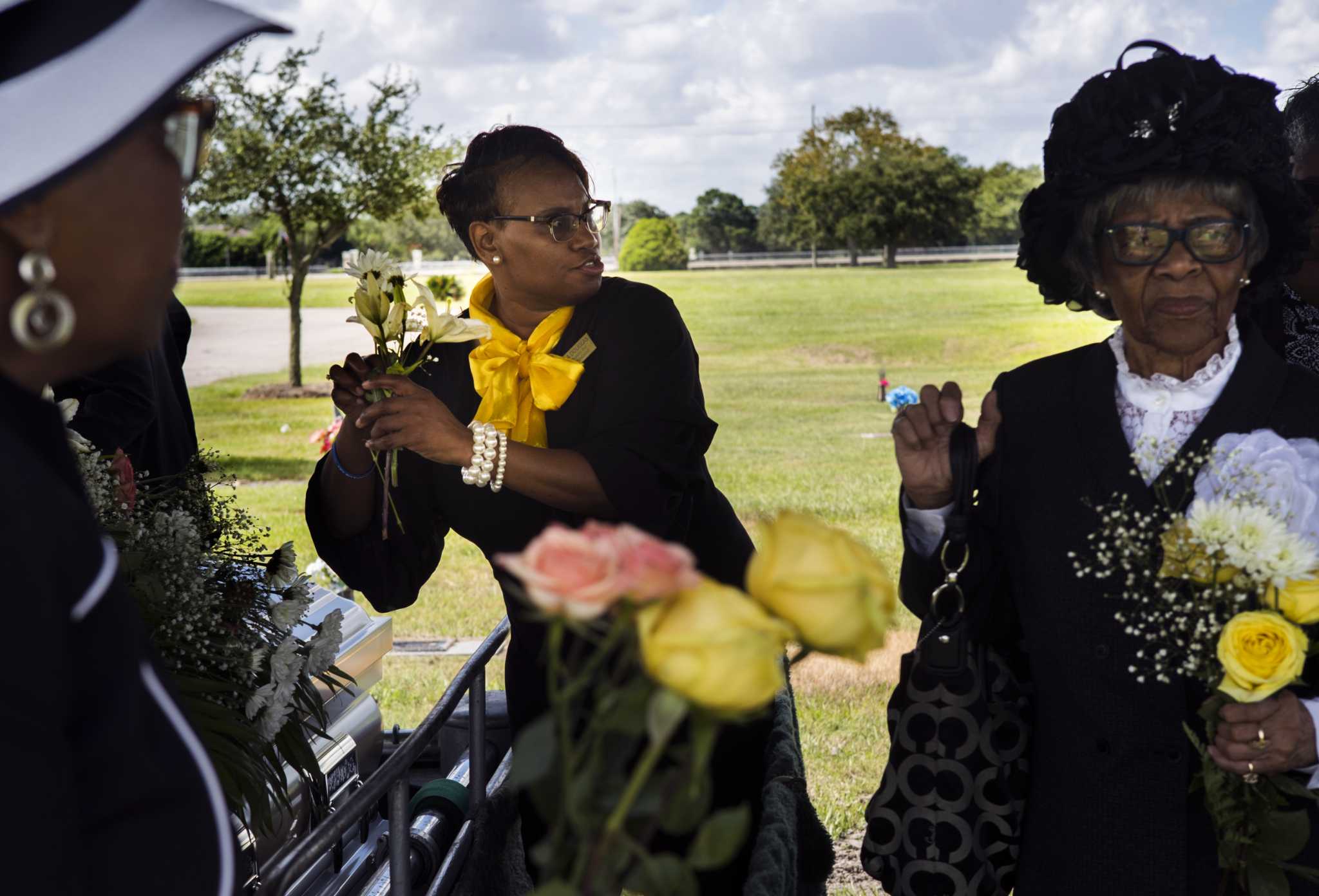 Black Funeral Homes In Danger In Some U S Houston Communities