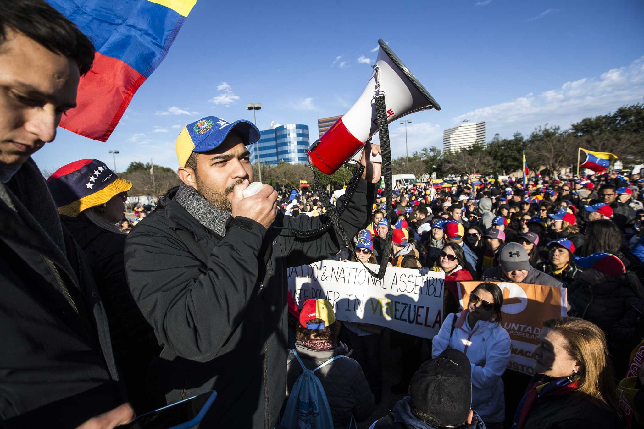 hundreds-rally-for-democracy-in-venezuela