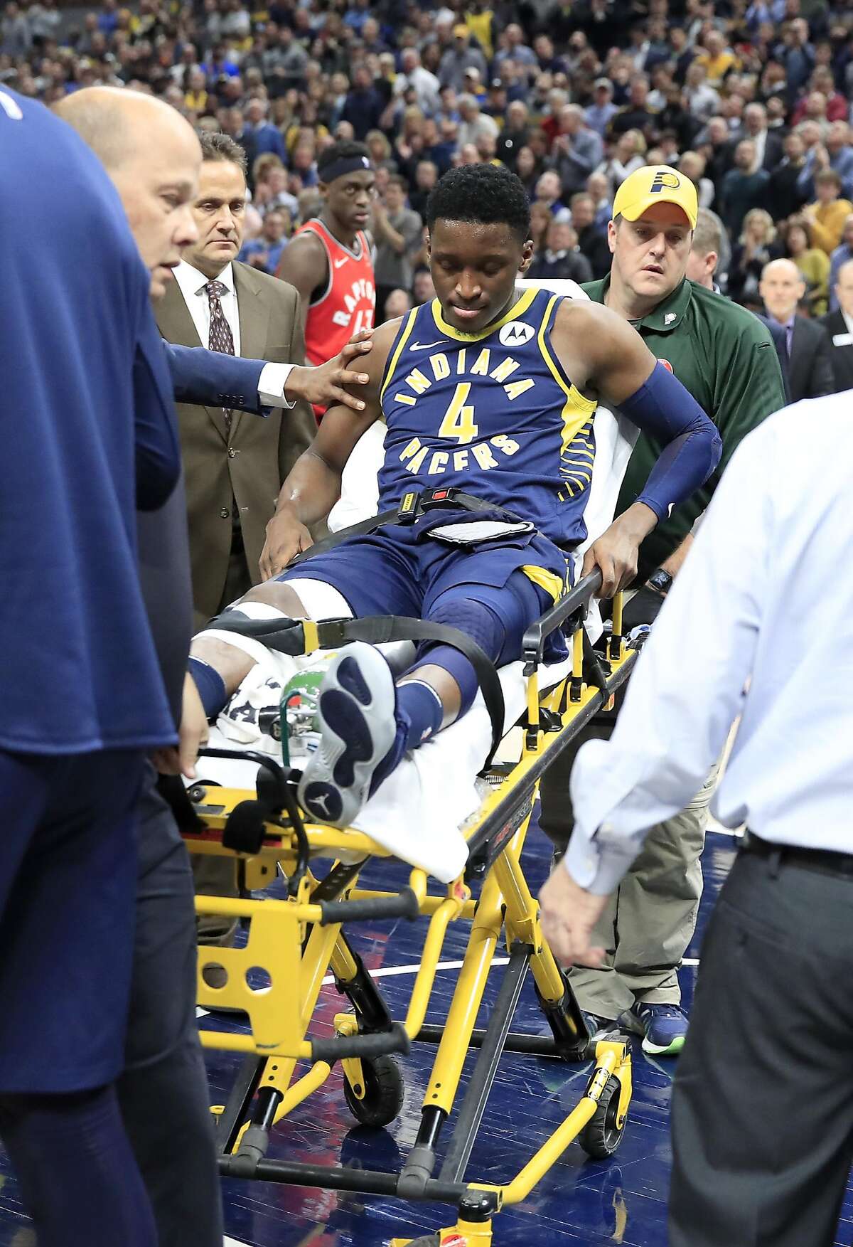 Pacers’ Victor Oladipo suffers severe knee injury in win over Raptors