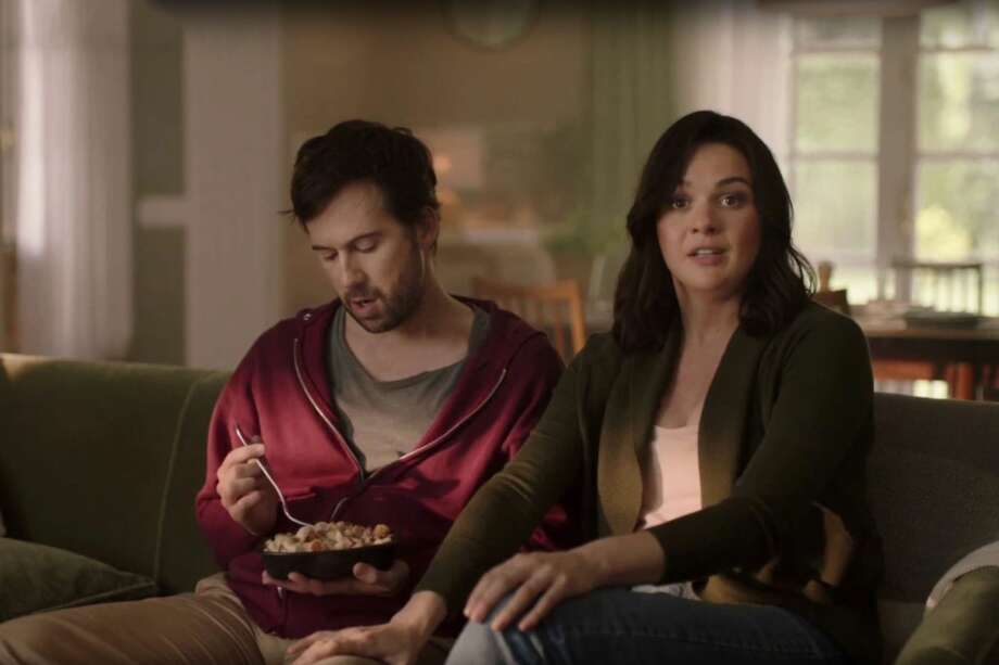920px x 613px - This Suggestive Super Bowl Commercial Takes 'Food Porn' to a ...