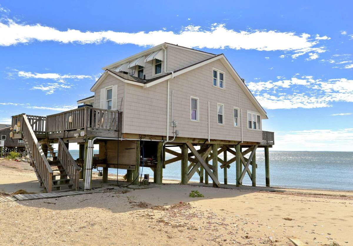 Stratford house at home on L.I. Sound