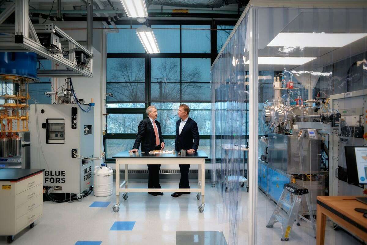 Gov. Ned Lamont, left, meets with Quantum Circuits co-founder and chief scientist Robert Schoelkopf at its new lab at 25 Science Park in New Haven.