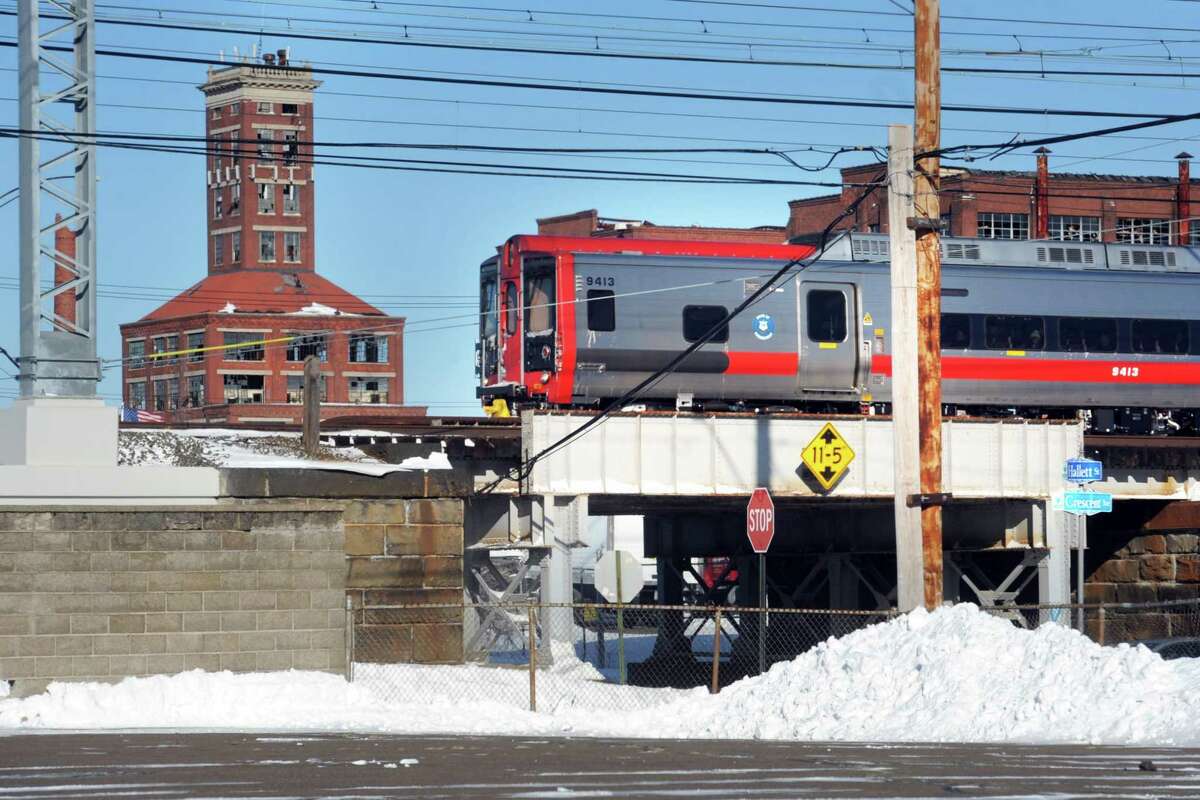 Officials push to get Bridgeport East Side train station back on track