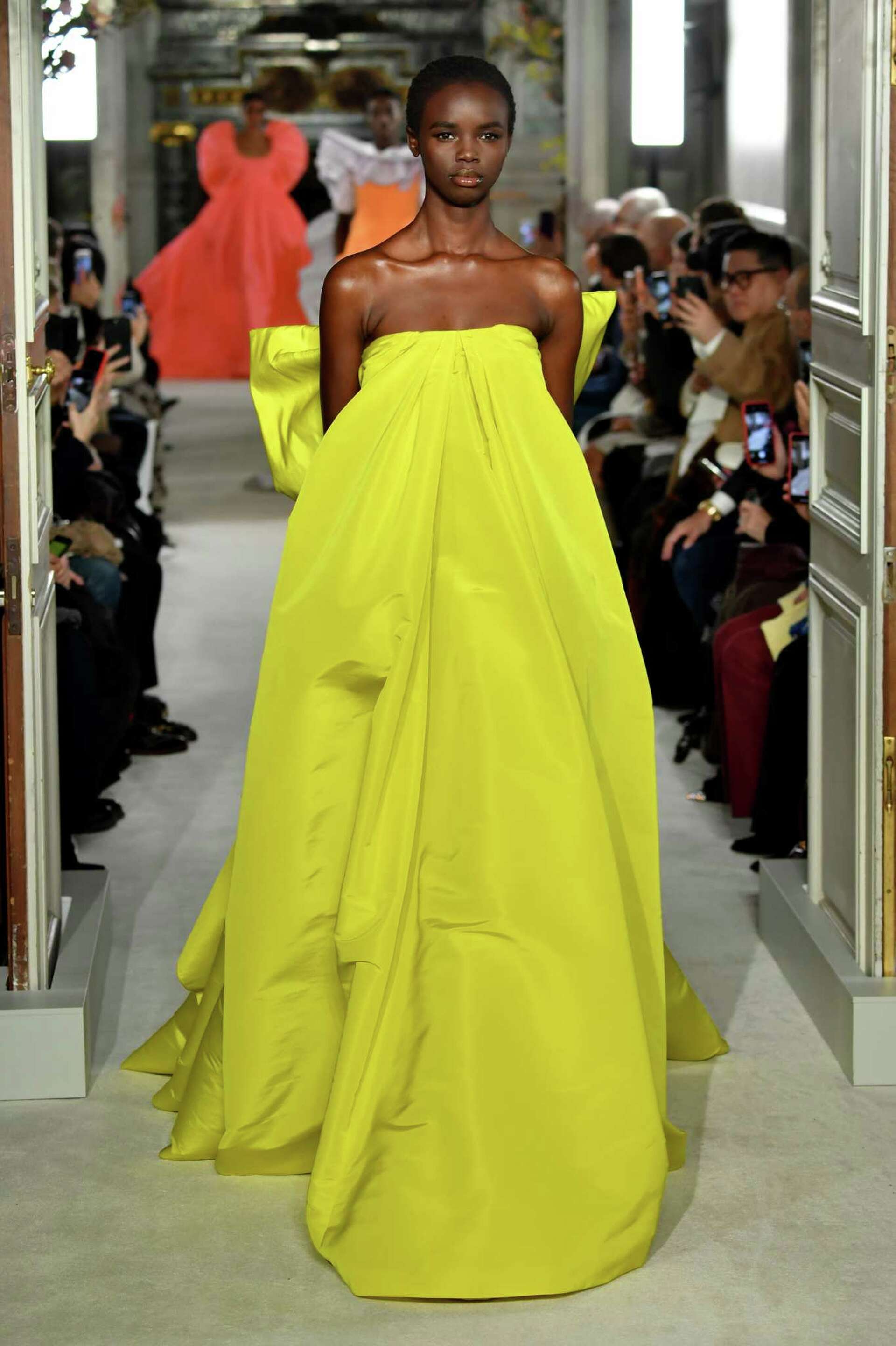 Naomi campbell walked the runway during the valentino haute couture spring summer 2019 best sale