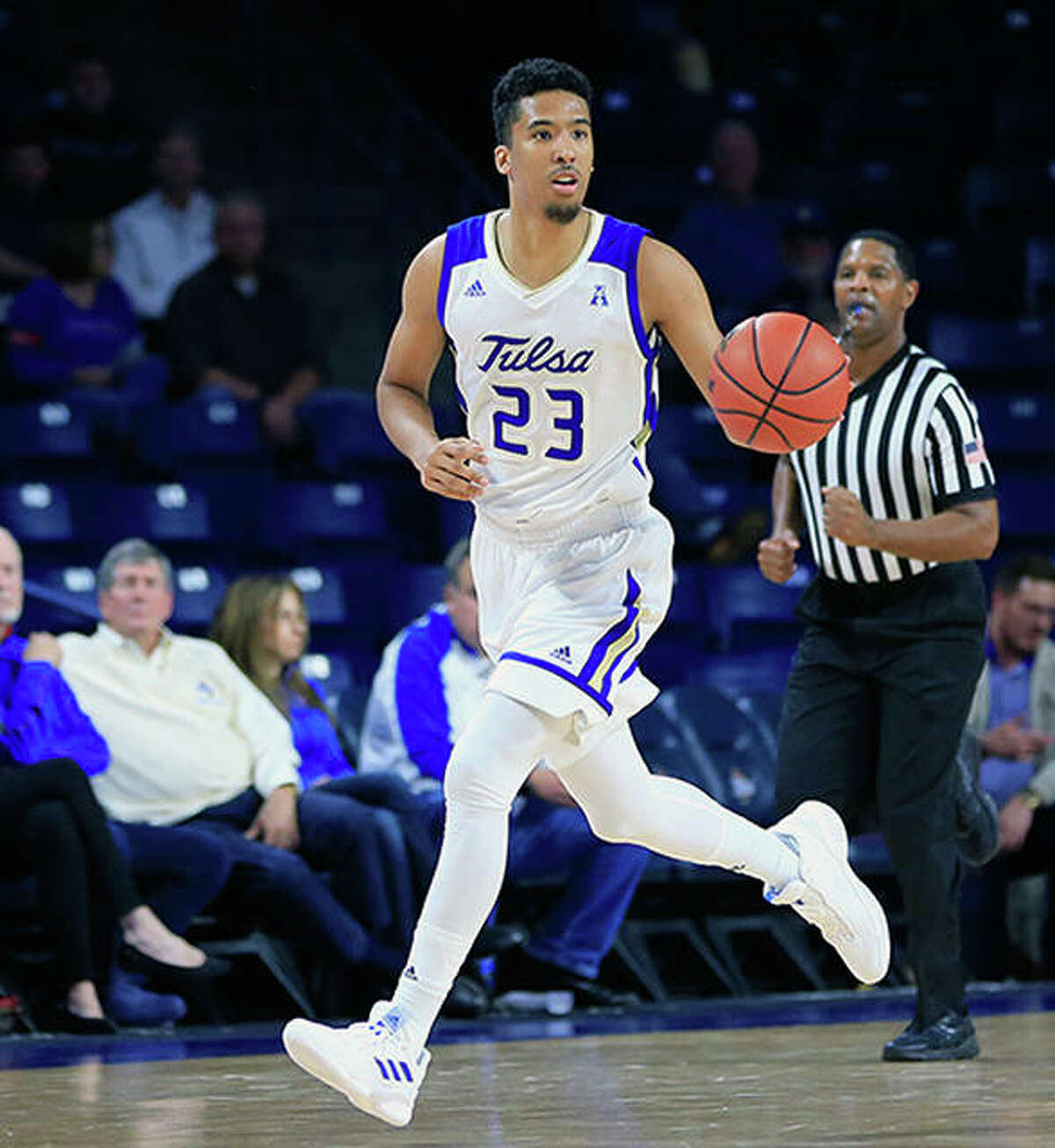 Former Riverview Gardens High standout and Saint Louis University player Zeke Moore will transfer from Tulsa to SIUE next season.