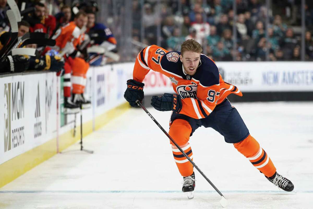 SAN JOSE, CA - JANUARY 25: Connor McDavid #97 of the Edmonton Oilers competes in the Bridgestone NHL Fastest Skater during the 2019 SAP NHL All-Star Skills at SAP Center on January 25, 2019 in San Jose, California. (Photo by Ezra Shaw/Getty Images)