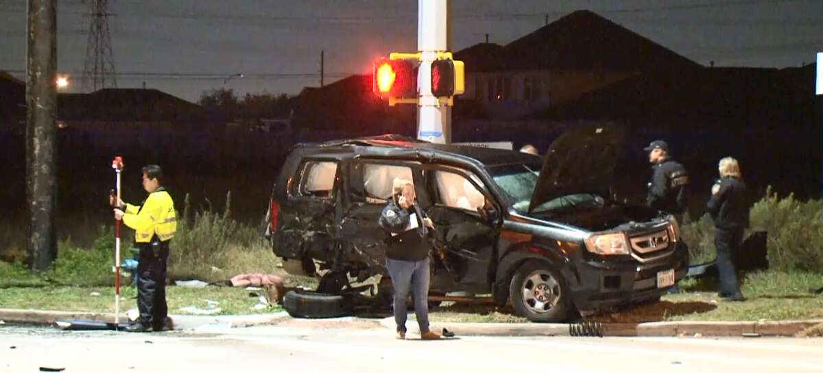 One child dead, another critically injured in Katy area car crash