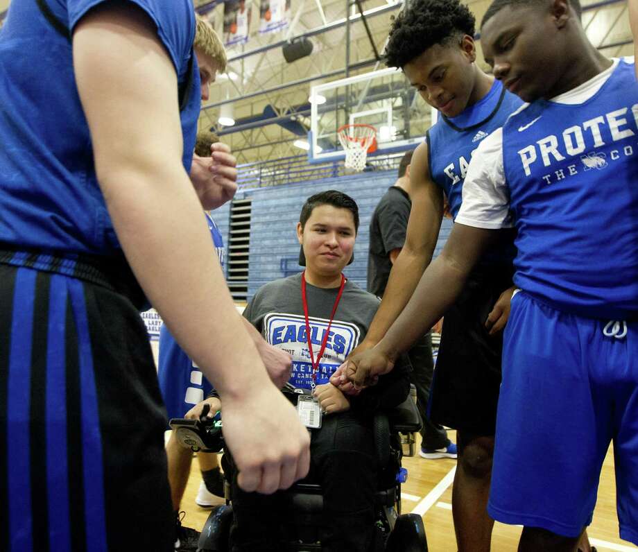 Boys Hoops Torres Provides Inspiration For New Caney The Courier