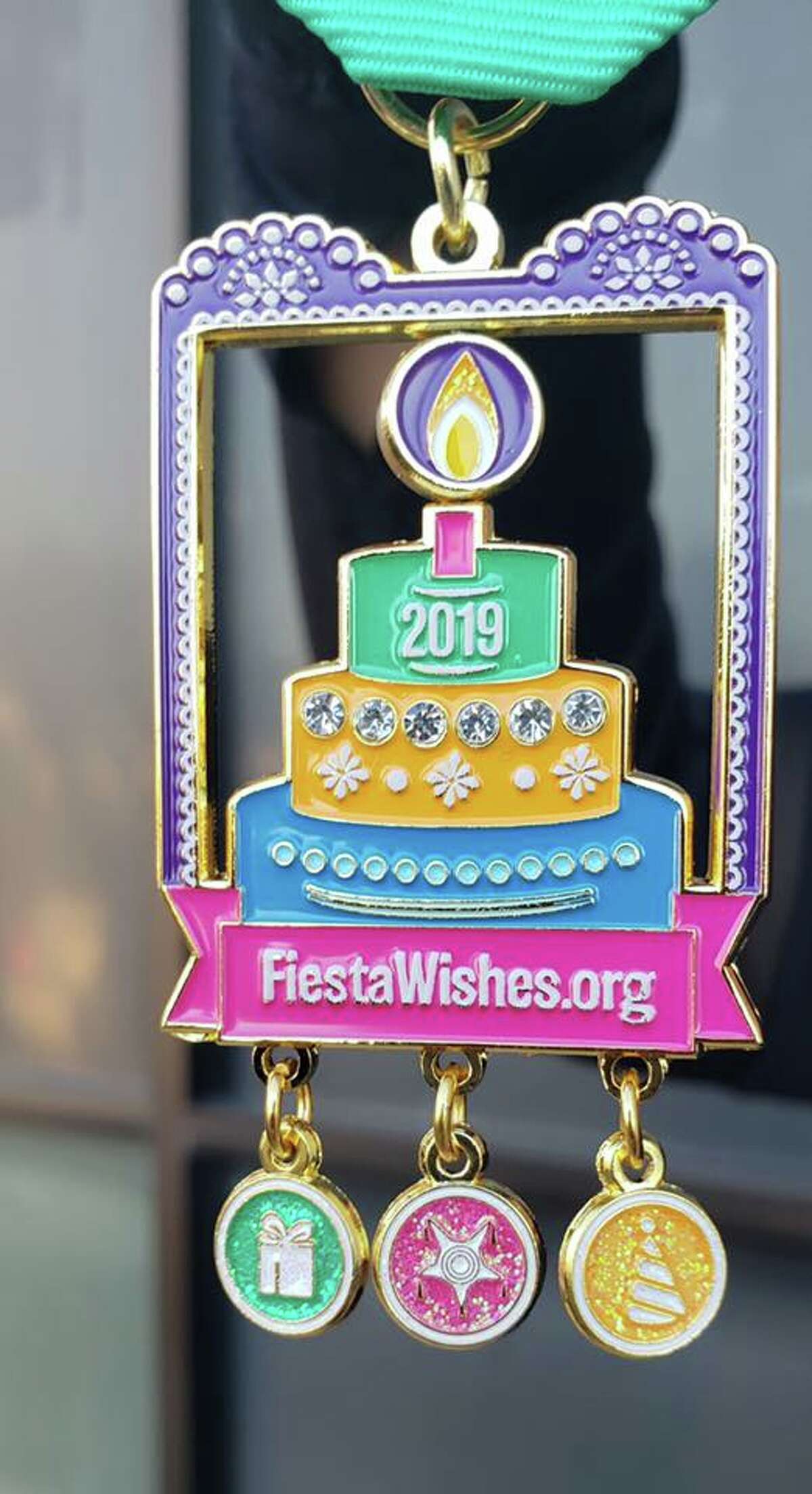 First-ever Dallas Cowboys Fiesta Medal Unveiled