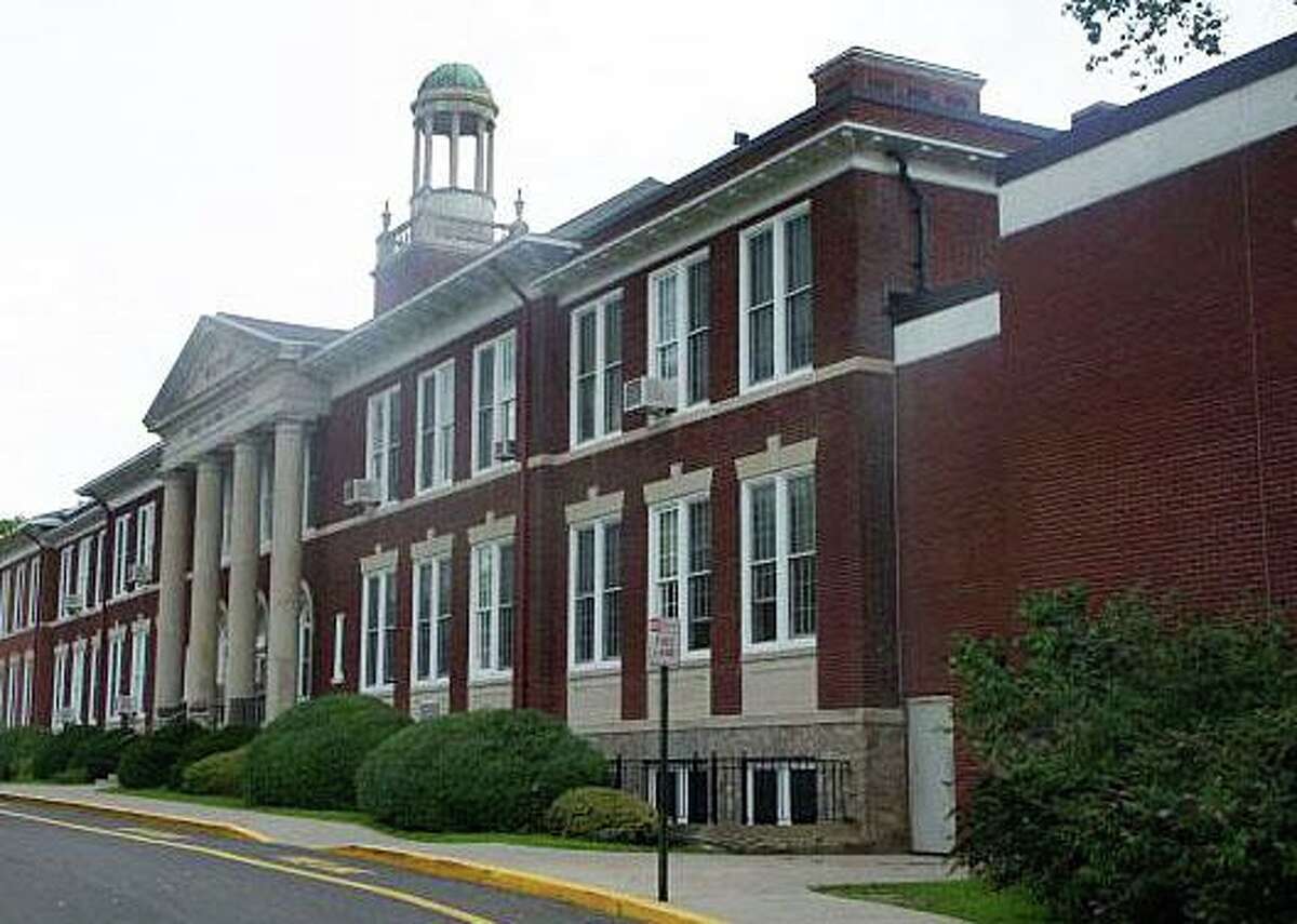 Kings Highway principal still on leave after ‘allegations’