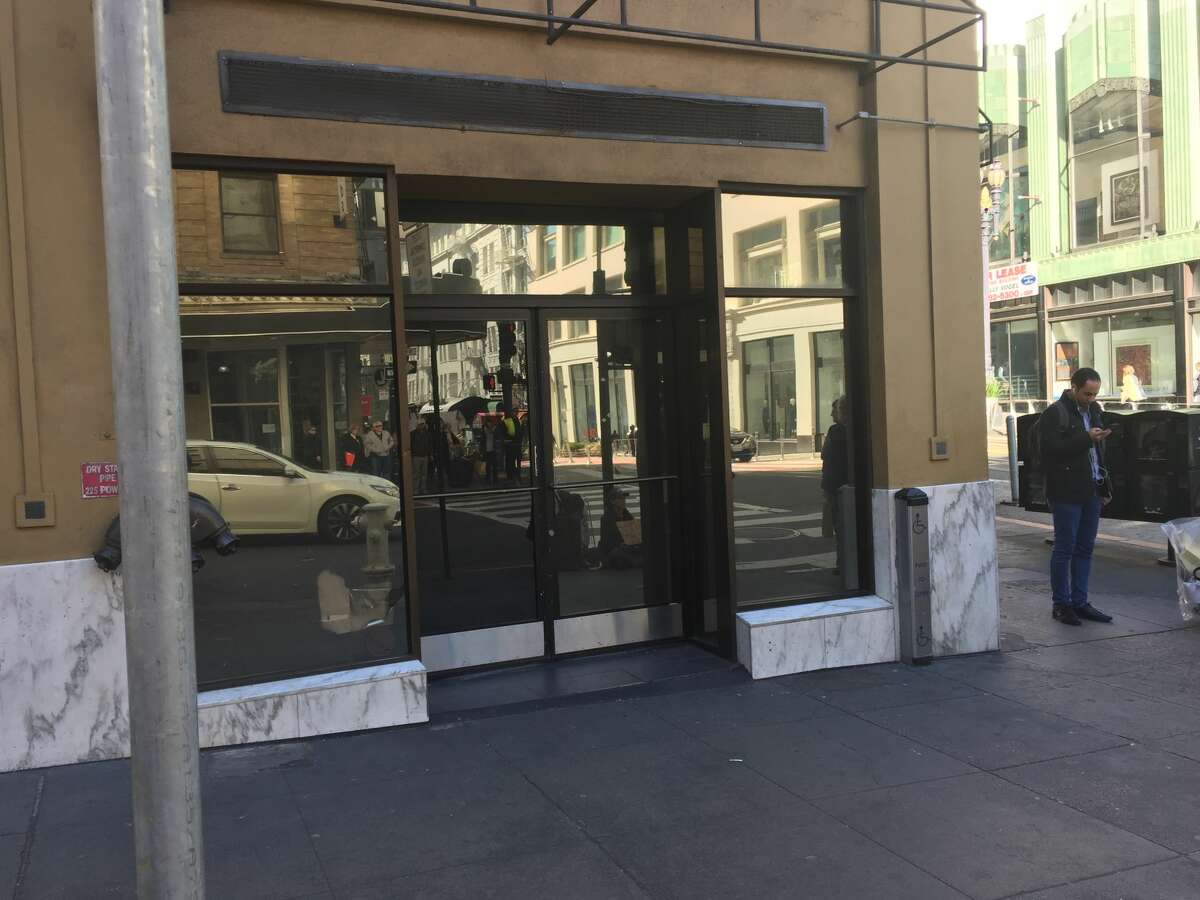 The closure of a Starbucks at 201 Powell St. in San Francisco's Union Square, surprised the neighborhood. The coffee shop served its last coffee on Jan. 20, 2019.