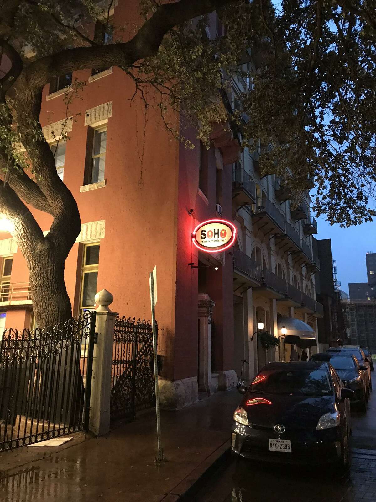 San Antonio’s Best Bars SoHo Wine & Martini Bar