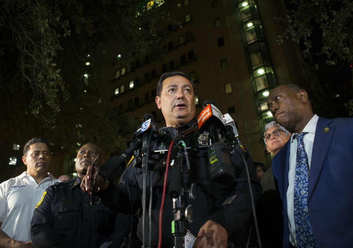 Houston Police Chief Says Union President Went 'over The Top' With ...