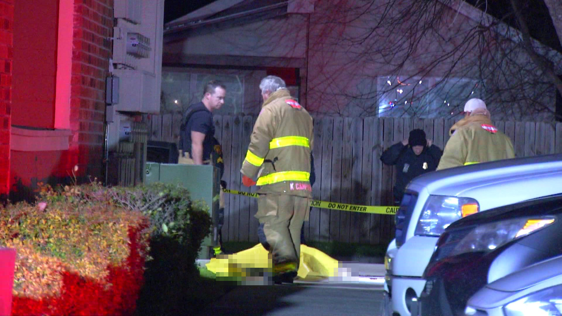 Man fatally shot outside Northwest Side apartment identified, gunmen ...