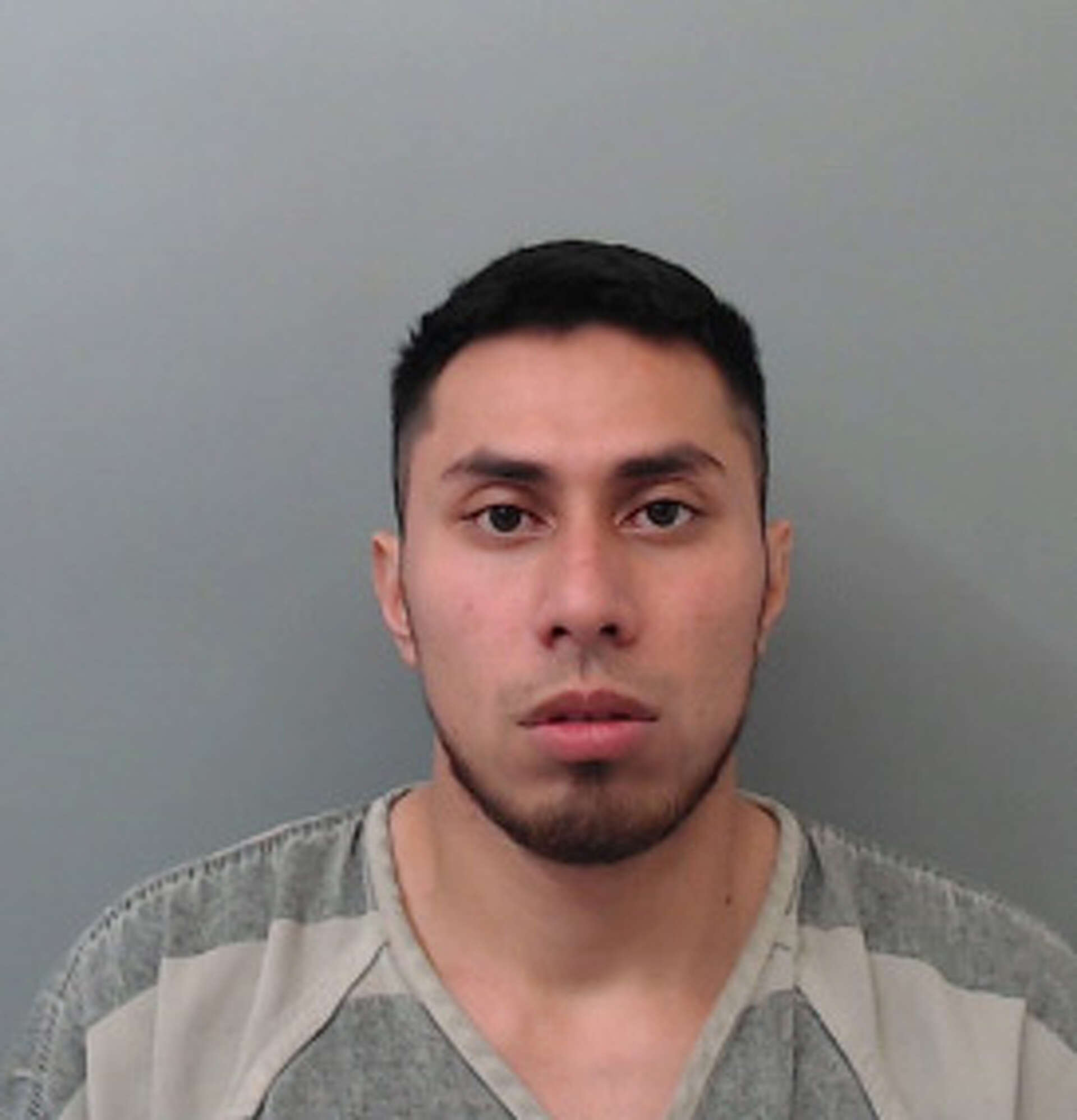 Laredo PD: Man arrested for failing to complete paid auto repairs