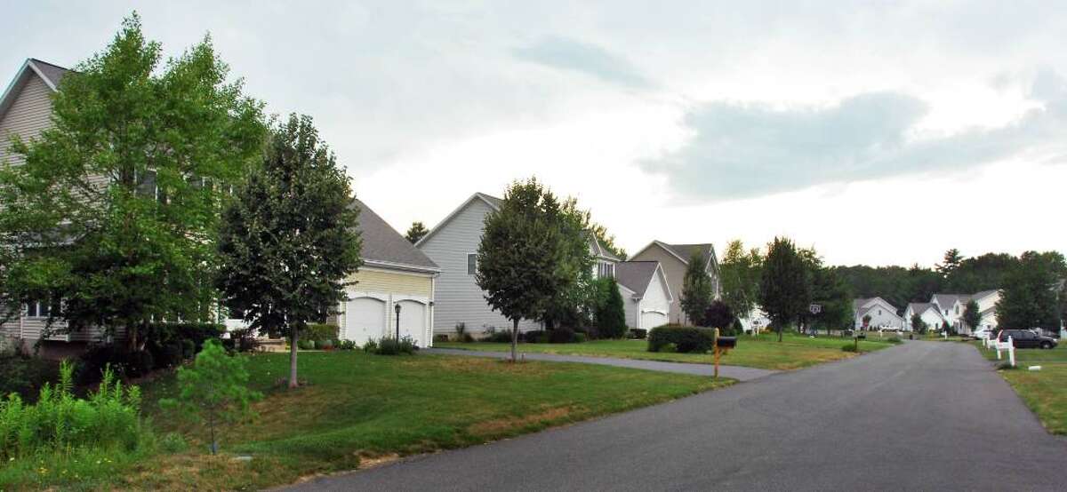 A 'ding dong ditch' clickfest