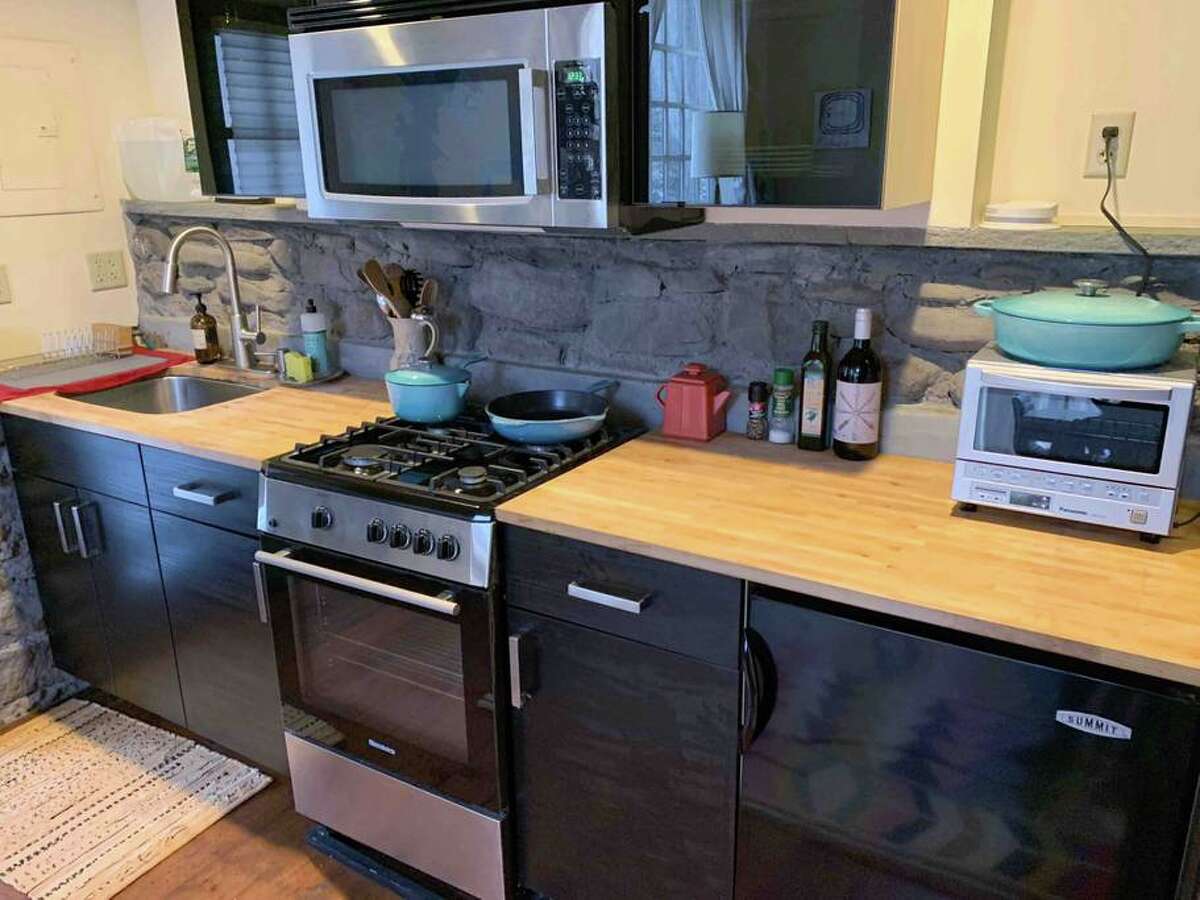 Photos Airbnb getaways for two