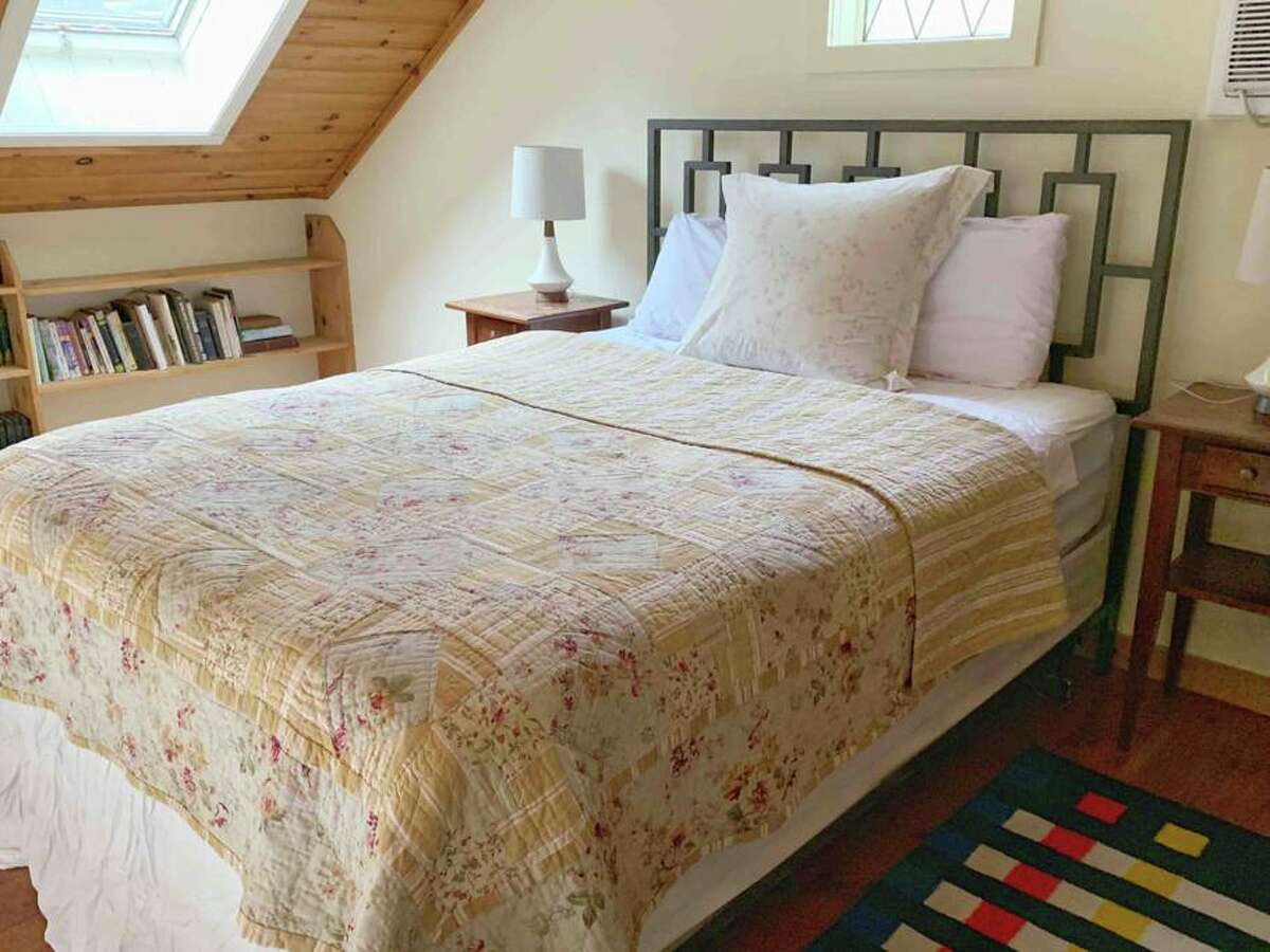 Photos Airbnb getaways for two