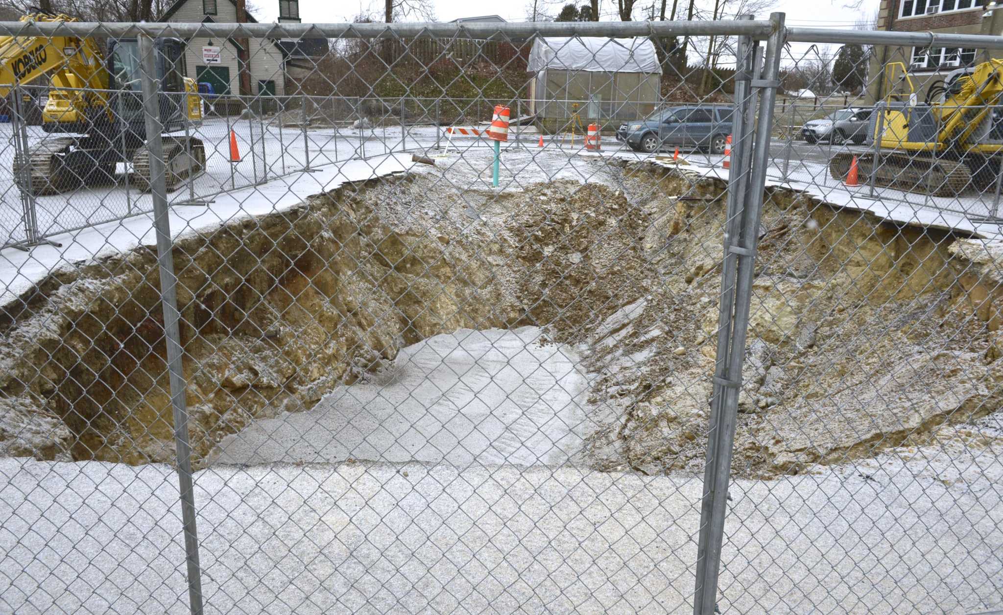 New Milford committee to oversee construction projects advances