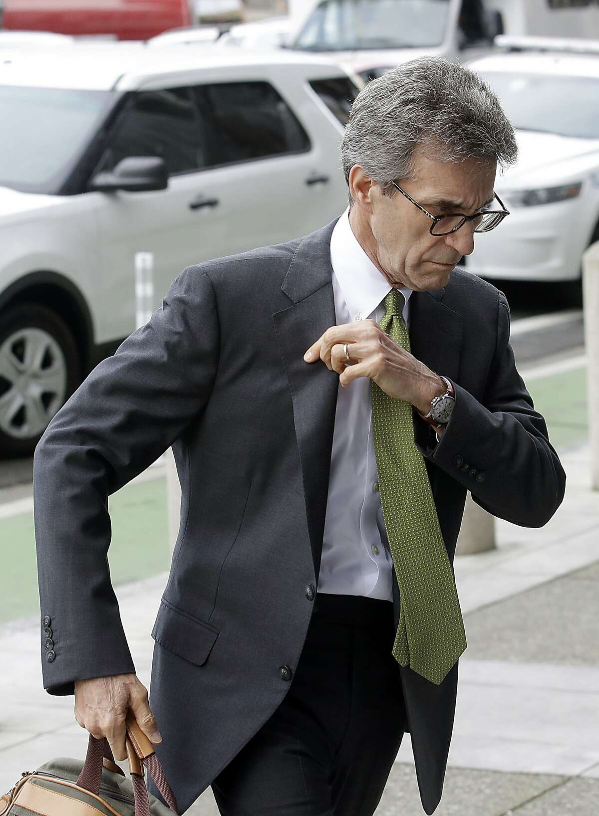 Attorney Stephen Karotkin, representing Pacific Gas & Electric Corp., arrives at a Federal Courthouse in San Francisco, Tuesday, Jan. 29, 2019. Faced with potentially ruinous lawsuits over California's recent wildfires, Pacific Gas & Electric Corp. filed for bankruptcy protection Tuesday in a move that could lead to higher bills for customers of the nation's biggest utility and reduce the size of any payouts to fire victims. (AP Photo/Jeff Chiu)