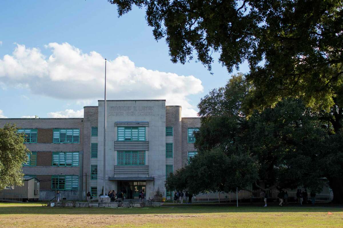 Houston ISD Enrollment On Pace To Hold Steady After Declines