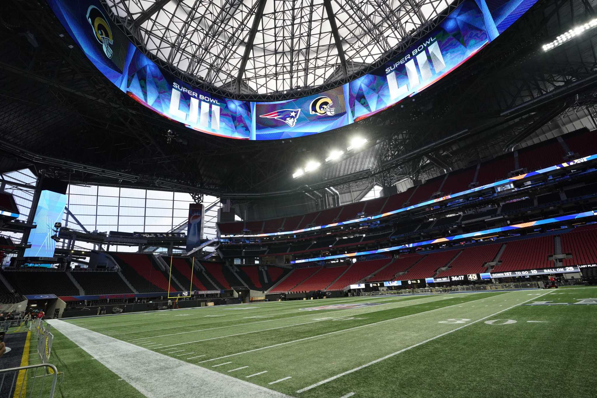 WATCH: Super Bowl LII live stream